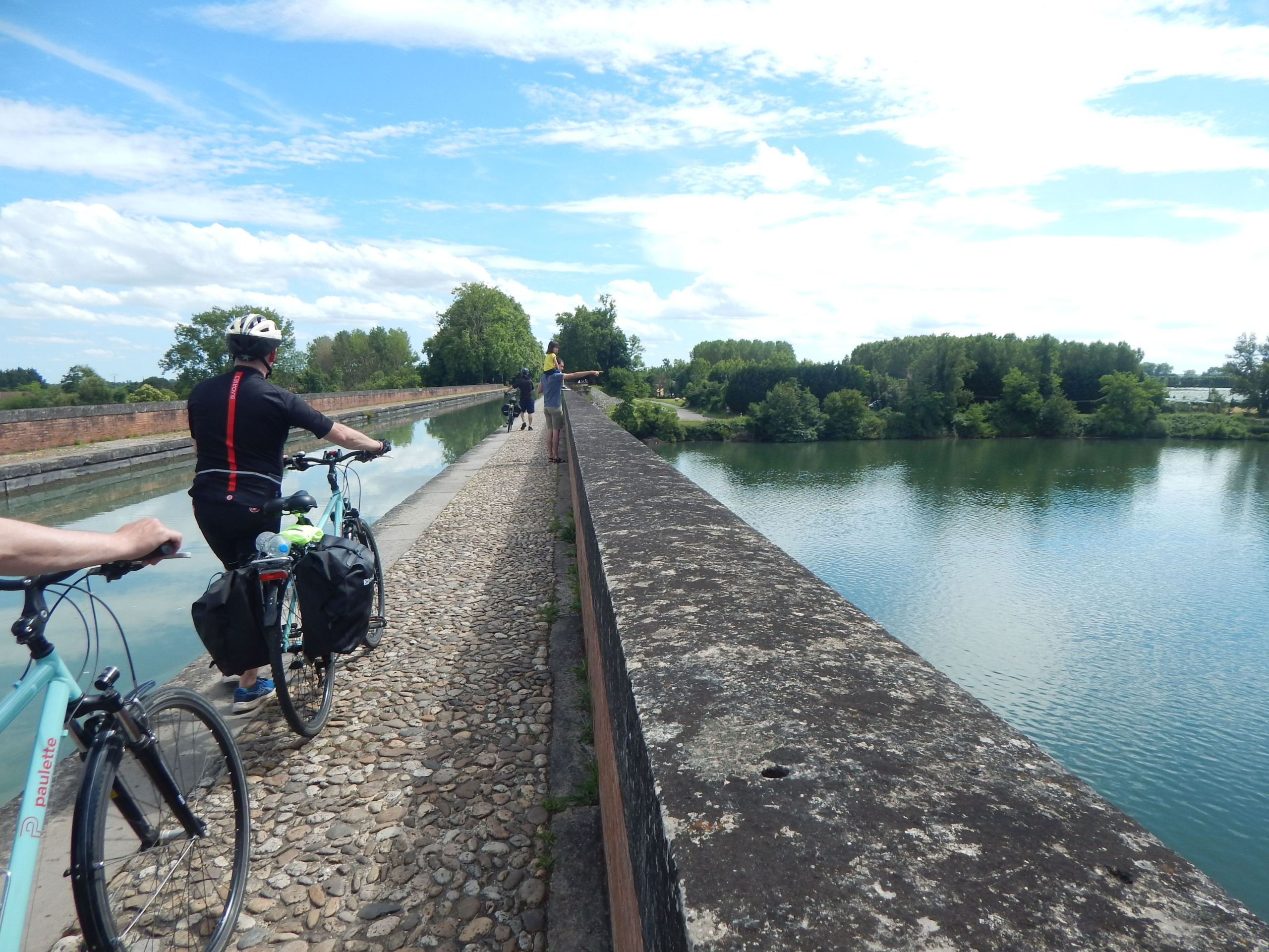 Canal latéral à la Garonne